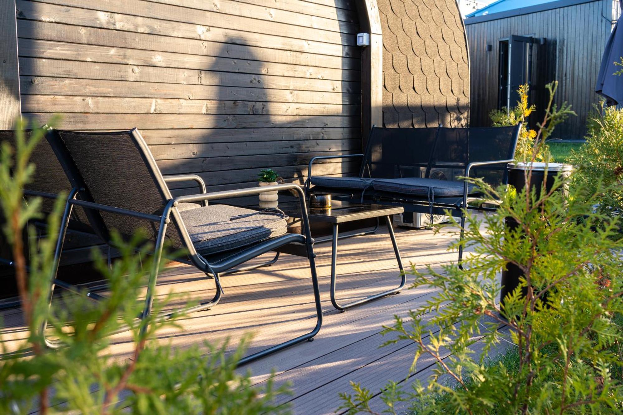 Glamp In Style Pods Resort Bran  Buitenkant foto