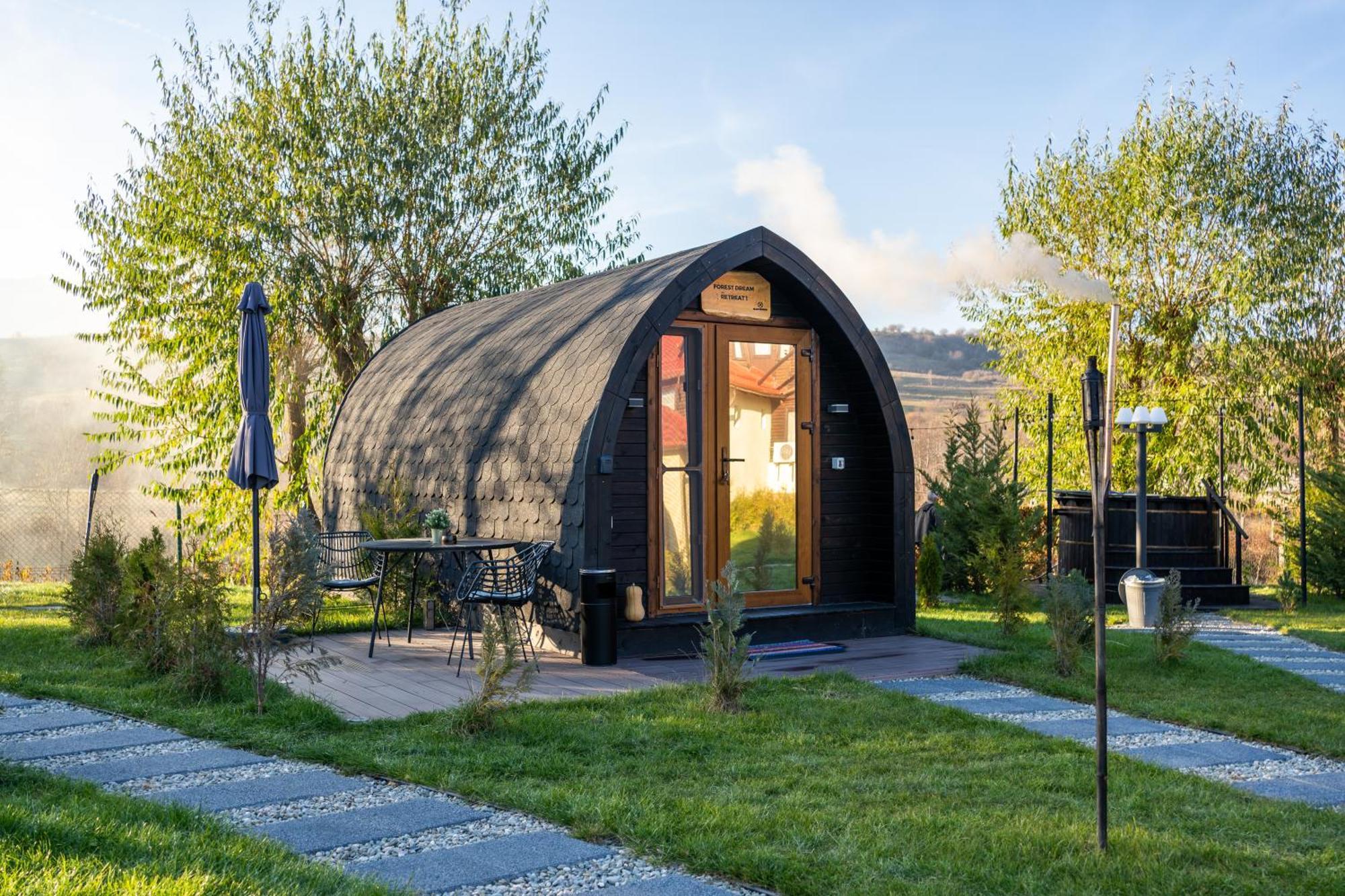 Glamp In Style Pods Resort Bran  Buitenkant foto