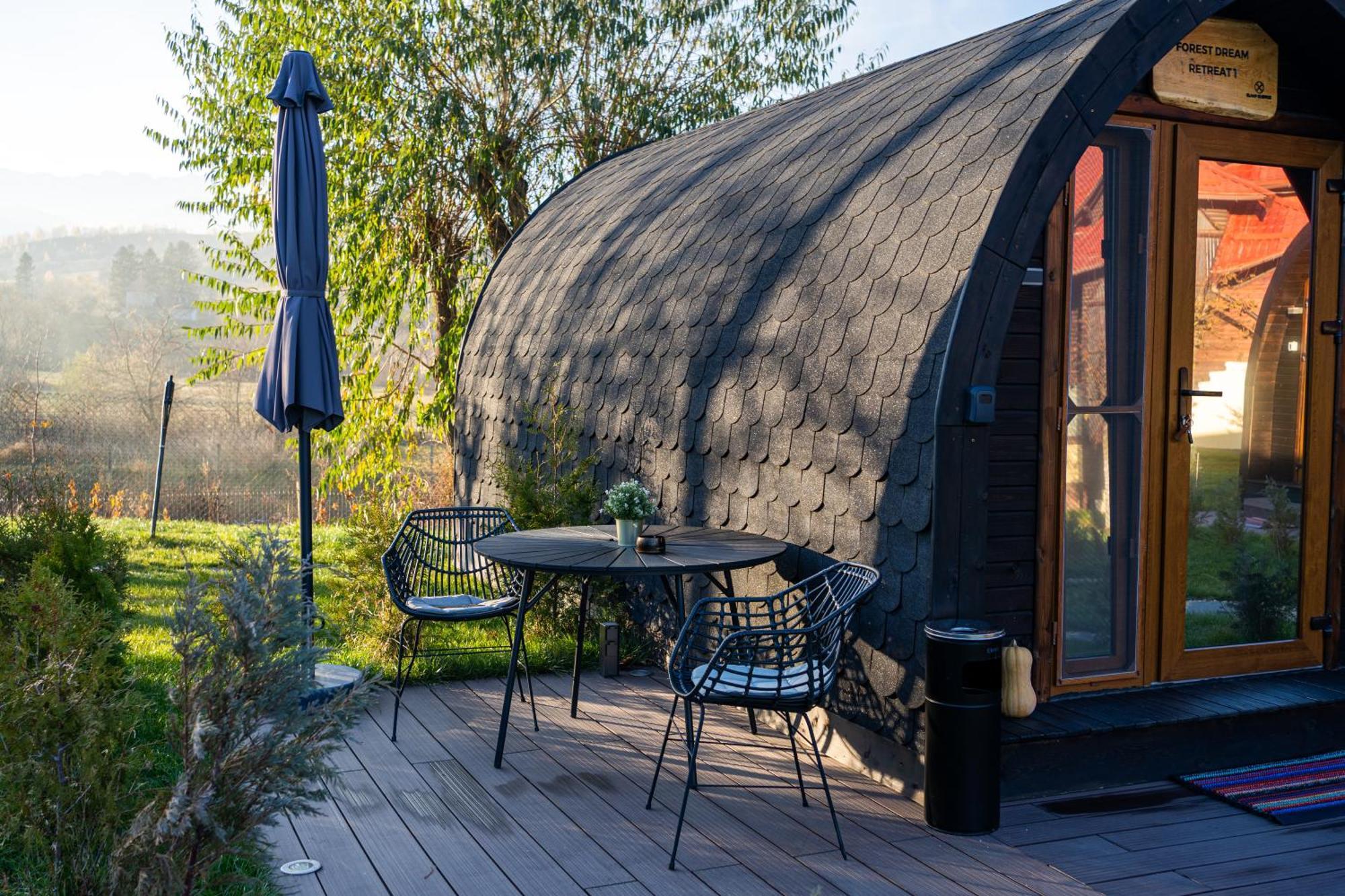 Glamp In Style Pods Resort Bran  Buitenkant foto