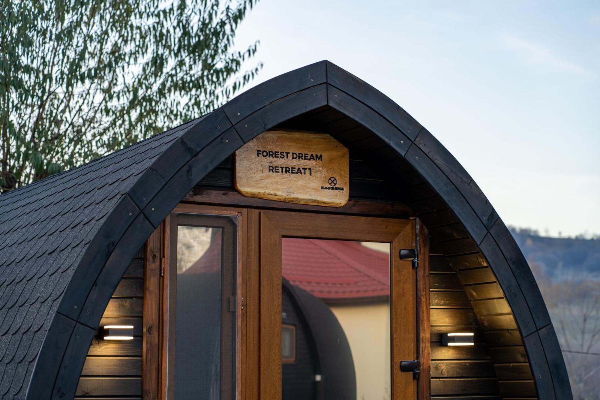 Glamp In Style Pods Resort Bran  Buitenkant foto
